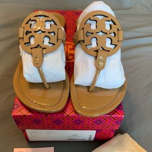 TORY Burch Miller Patent Sand